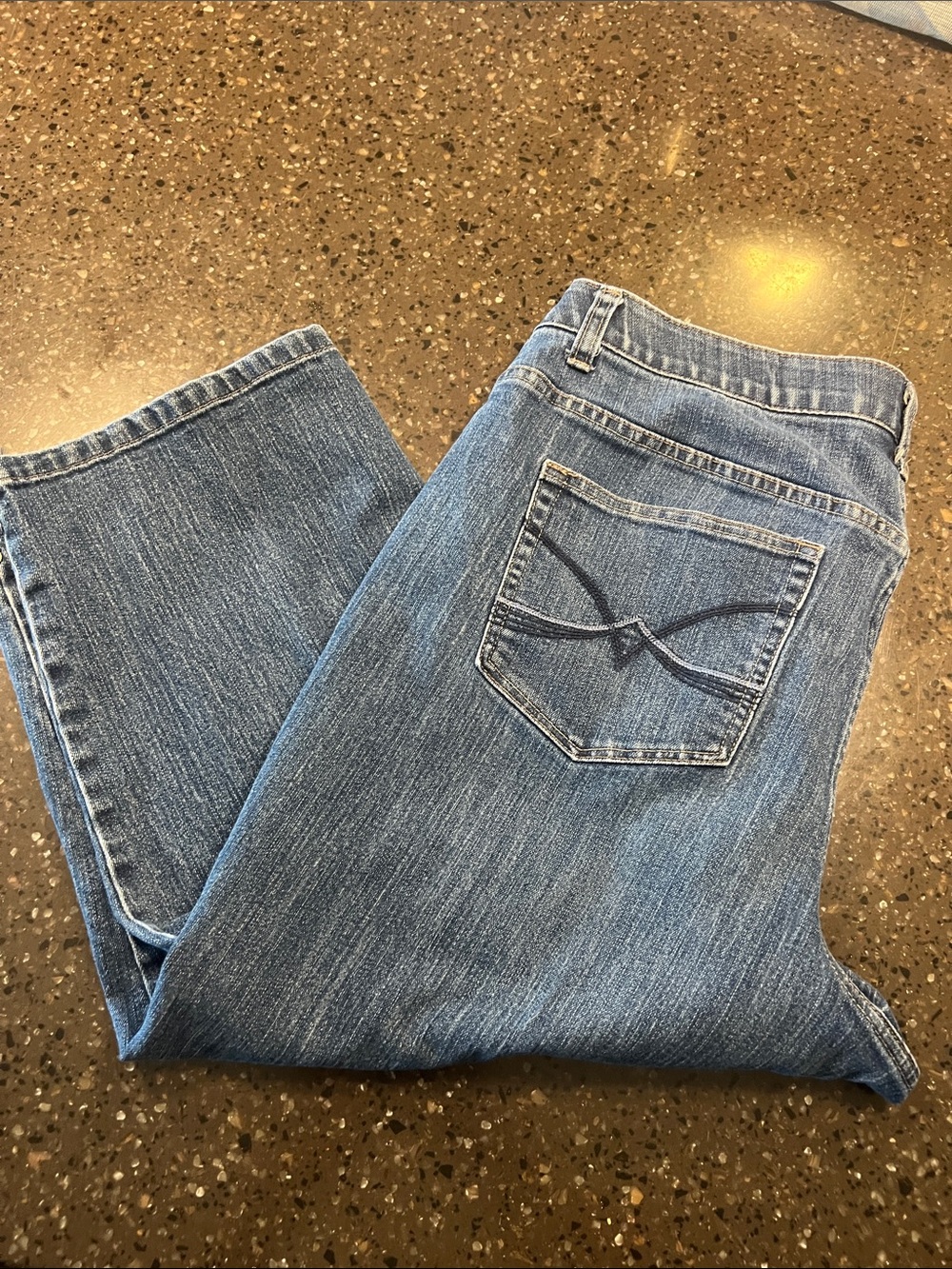 Classic Women’s capri Blue Jeans